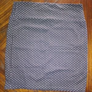 Black pencil skirt